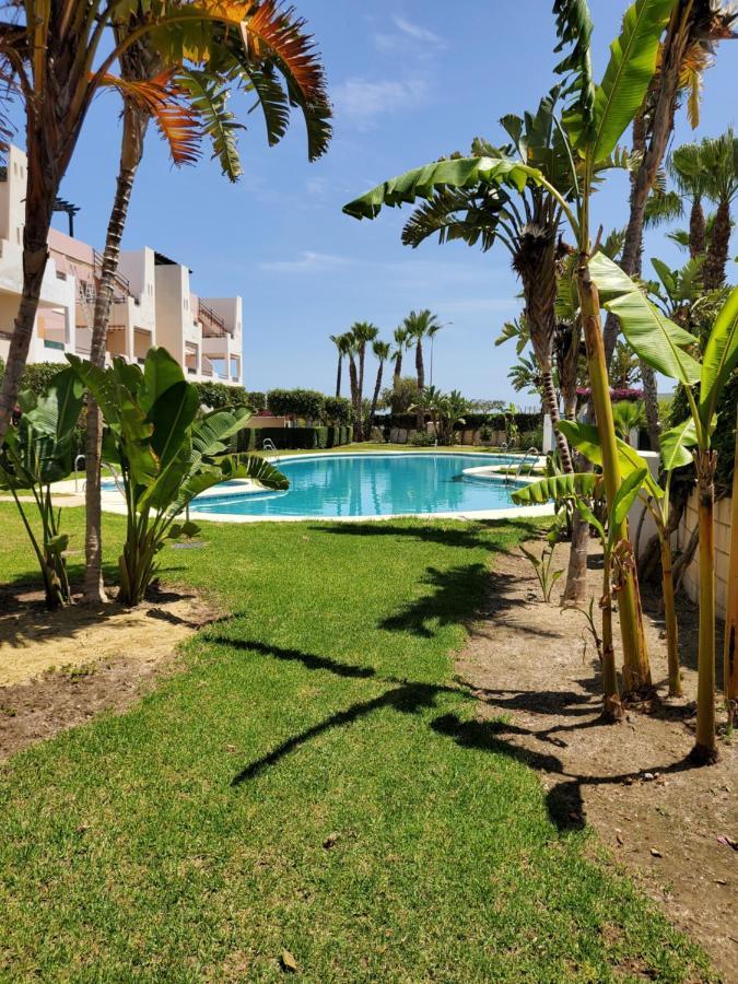 Bajo En Primera Linea De Vera-Playa Con Piscina Privada! Exterior photo