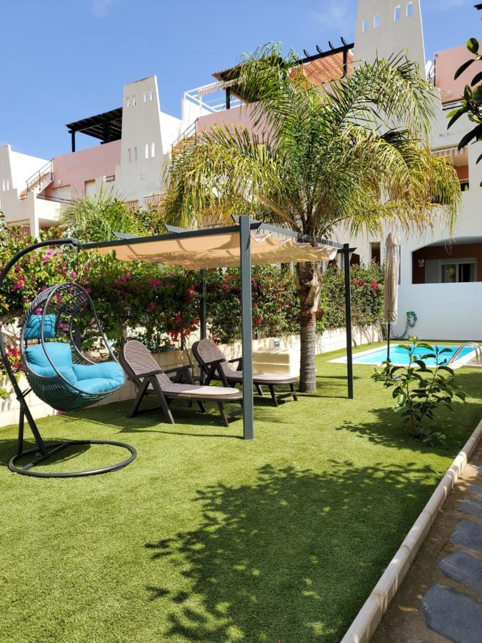 Bajo En Primera Linea De Vera-Playa Con Piscina Privada! Exterior photo