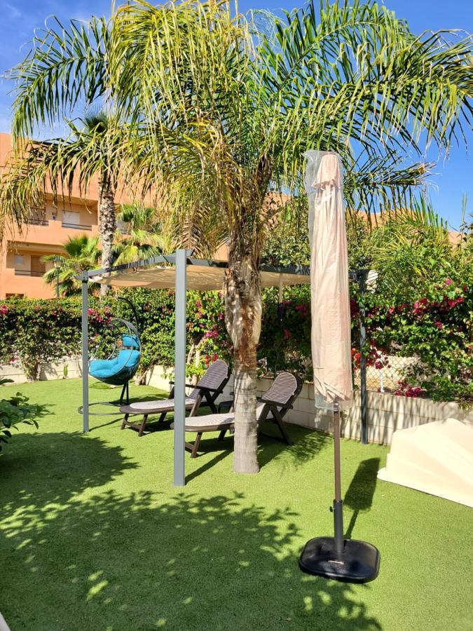 Bajo En Primera Linea De Vera-Playa Con Piscina Privada! Exterior photo