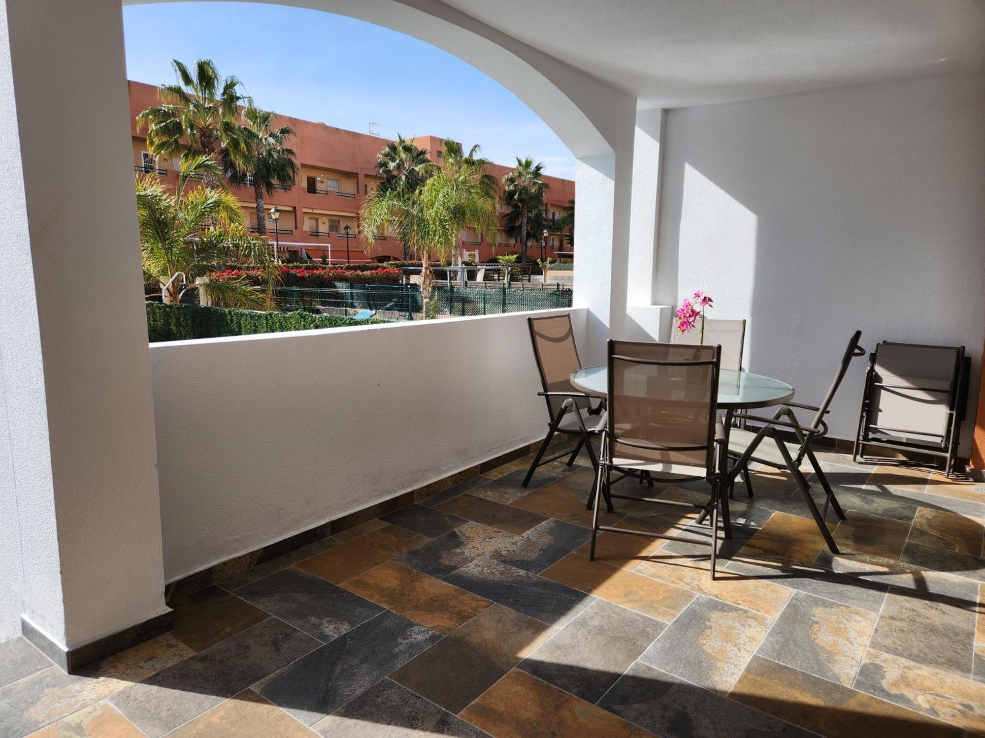 Bajo En Primera Linea De Vera-Playa Con Piscina Privada! Exterior photo
