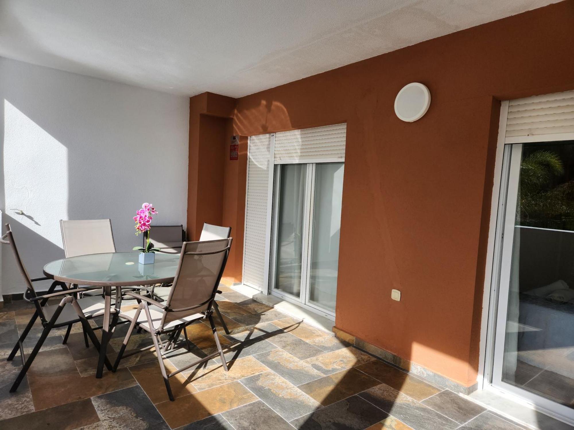 Bajo En Primera Linea De Vera-Playa Con Piscina Privada! Exterior photo