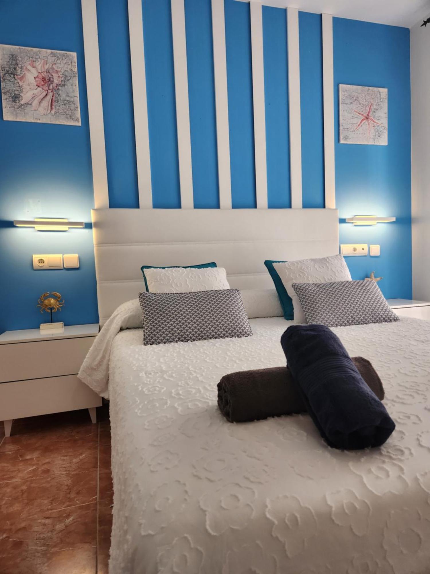 Bajo En Primera Linea De Vera-Playa Con Piscina Privada! Exterior photo